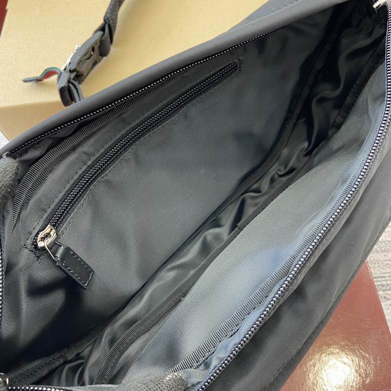 802096 34X15X10cm MP 7