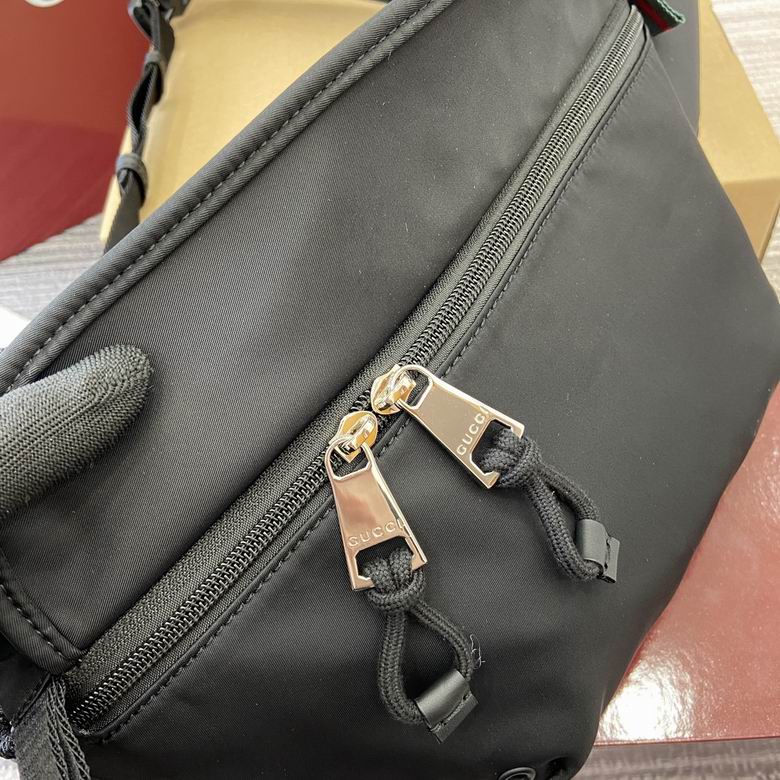 804262 32X17X5cm MP 7