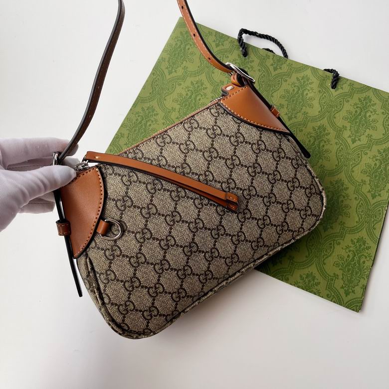 815218 24.5X16X6cm DF 3