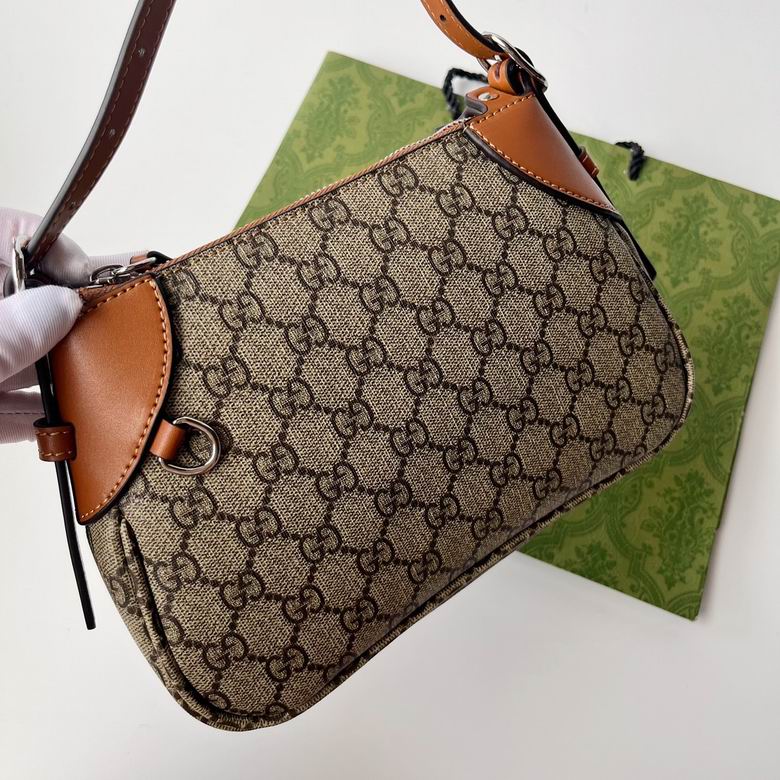 815218 24.5X16X6cm DF 4