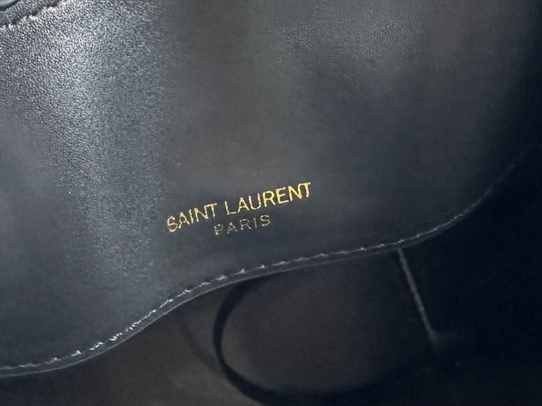 8825 19X26X10cm XMY 2色 17