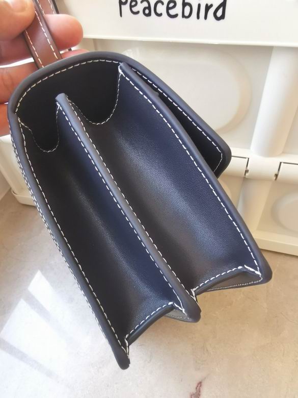 909 23X15.6X9cm TB 5