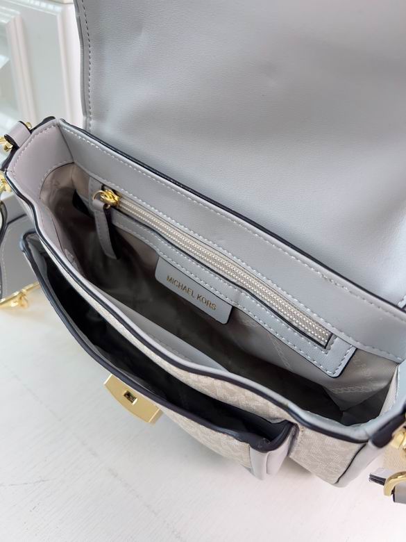 Bradshaw 2101 24X8X16cm DY 5色 26