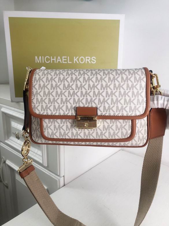 Bradshaw 2101 24X8X16cm DY 5色 31