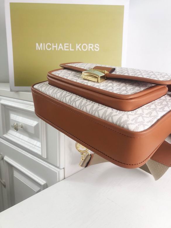 Bradshaw 2101 24X8X16cm DY 5色 33