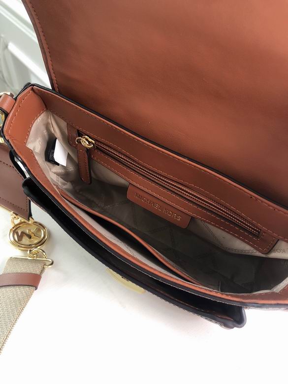 Bradshaw 2101 24X8X16cm DY 5色 8