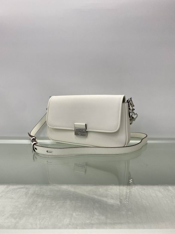 Bradshaw 26X14X4cm 091106 DY 11色 83