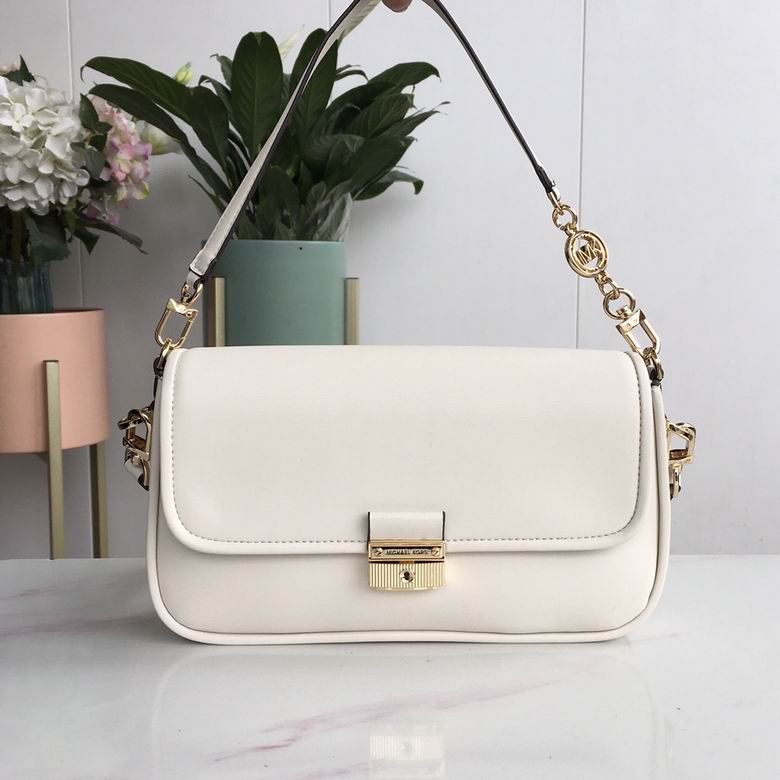 Bradshaw 9933 26X14X4cm DY 6色 27