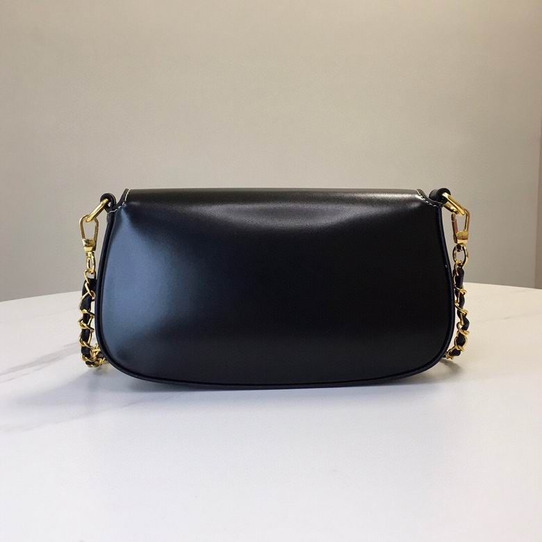 Britten 22X13cm 090404 DY 4色 29