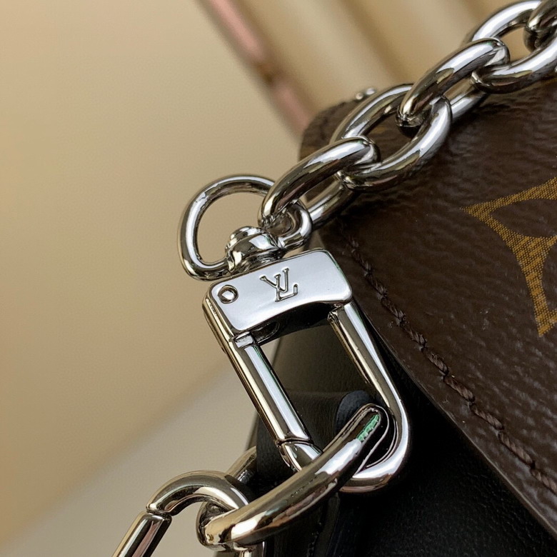 Camera Box M82465 12 5x17 6x6cm gf_6