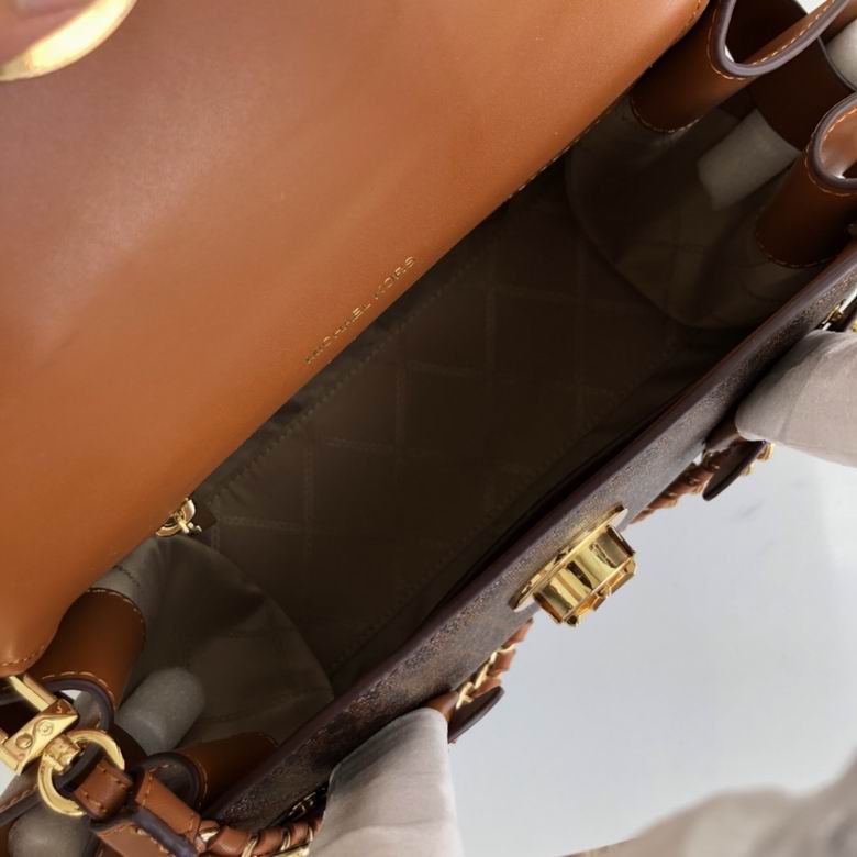 Carmen 8188 28X22X14cm DY 4色 17