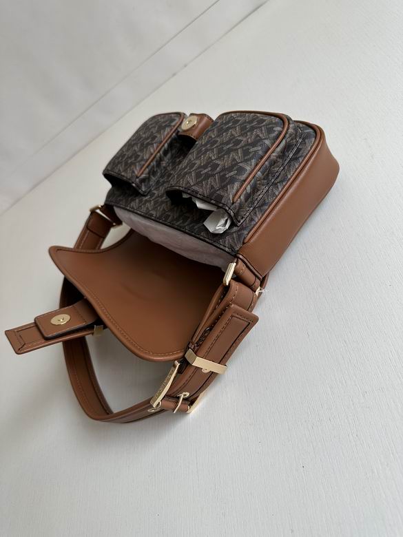 Colby 26X15X7cm 090503 EY 5色 42