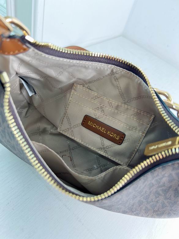 Cora 2219 24X7X18cm DY 4色 35