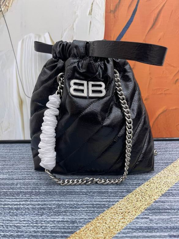 Crush 26X10X23.8cm 092501 GY 2色 7