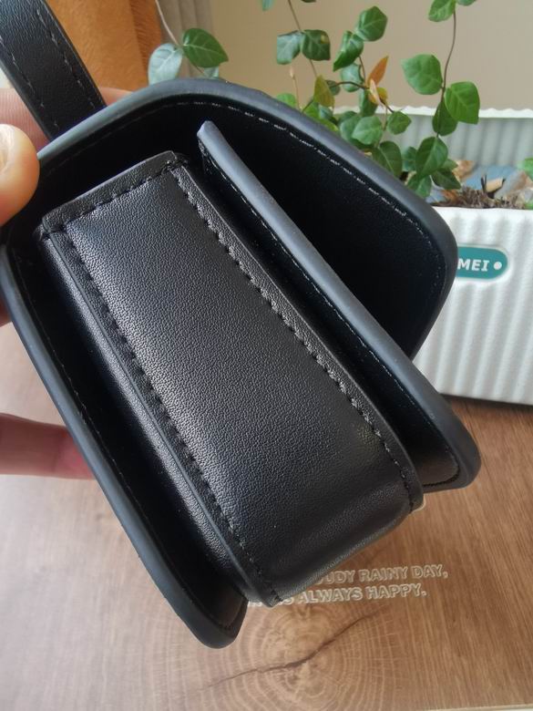 Eleanor 20.5X11X6.5cm 090201 TB 3色 23