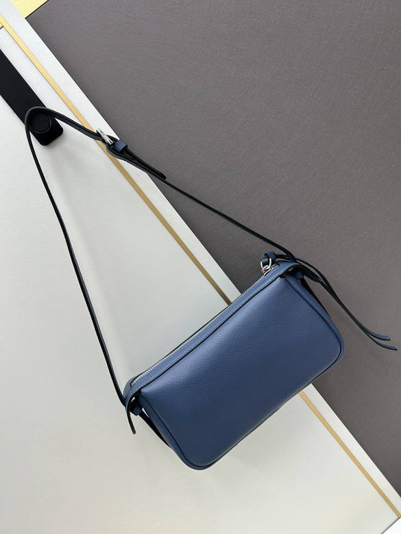 Fendi 3023 22x13x4 5cm ss2_2