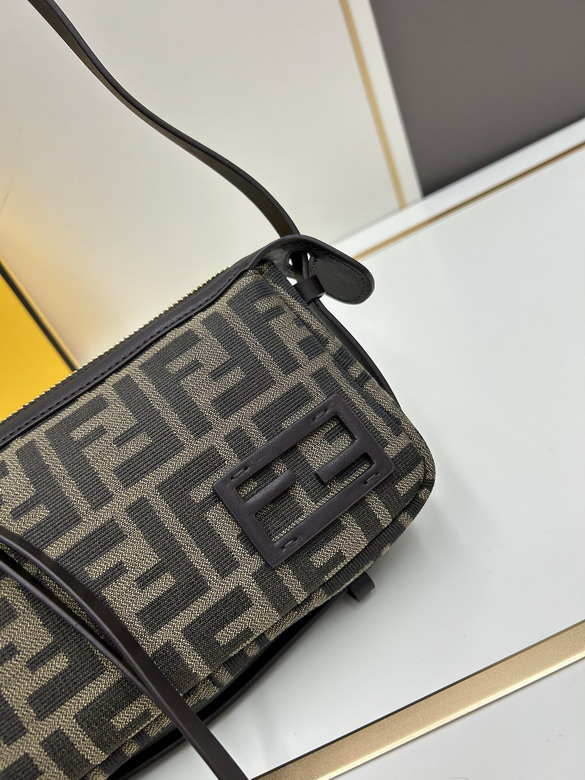 Fendi 3023 22x13x4 5cm ss3_4