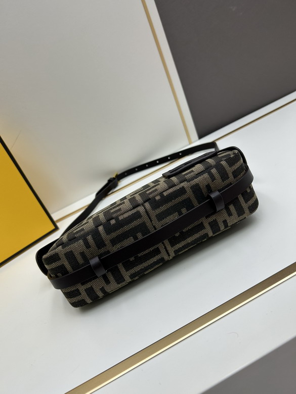Fendi 3023 22x13x4 5cm ss3_5