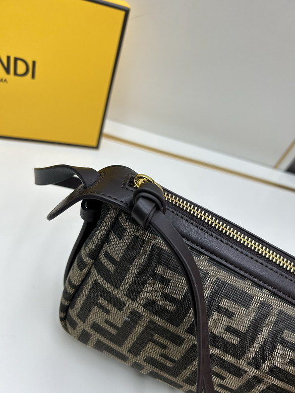 Fendi 3023 22x13x4 5cm ss3_6