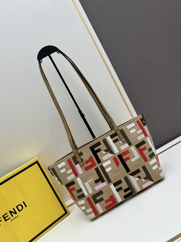Fendi Roll 23x19 5x15cm jj_1