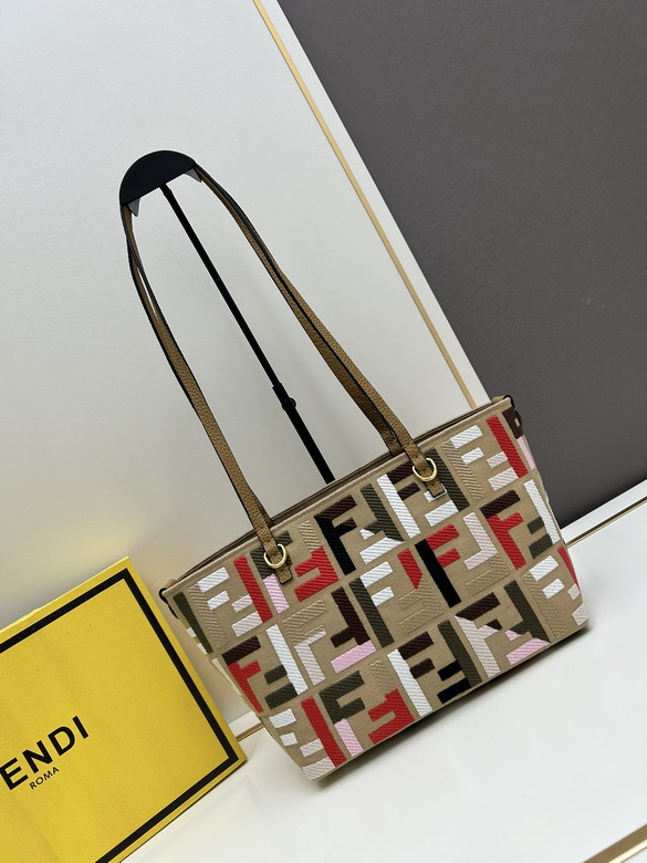 Fendi Roll 23x19 5x15cm jj_2