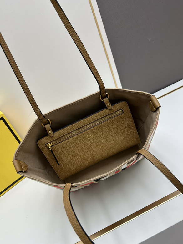 Fendi Roll 23x19 5x15cm jj_7