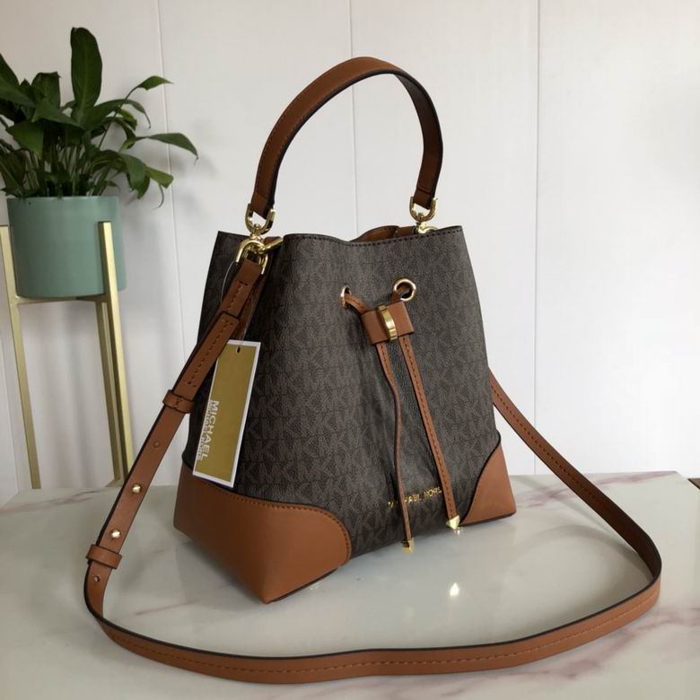 Gallery 036 24X22X16cm DY 5色 19