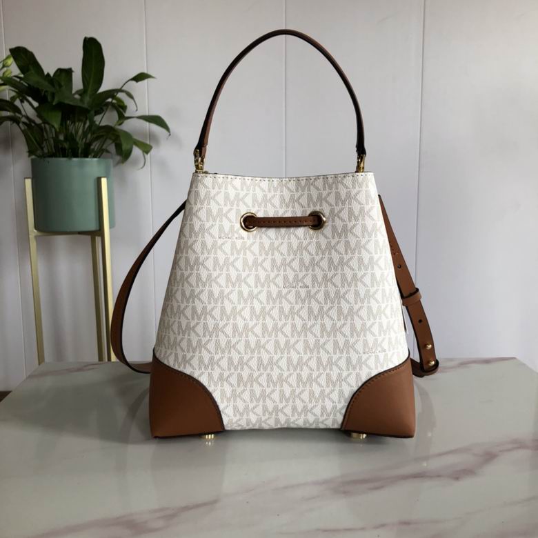 Gallery 036 24X22X16cm DY 5色 29