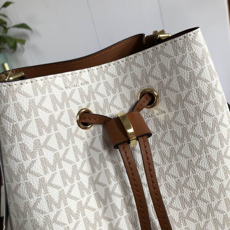 Gallery 036 24X22X16cm DY 5色 32