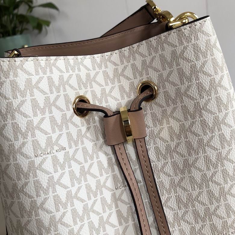 Gallery 036 24X22X16cm DY 5色 41