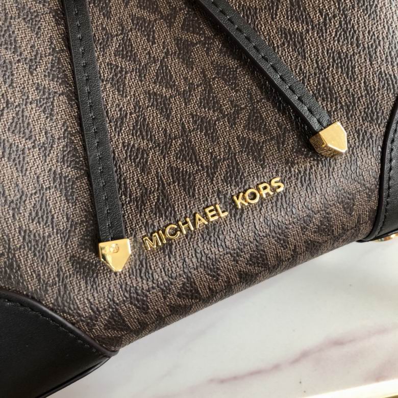 Gallery 036 24X22X16cm DY 5色 4