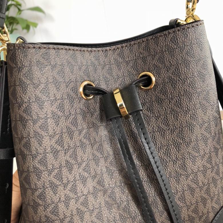 Gallery 036 24X22X16cm DY 5色 5