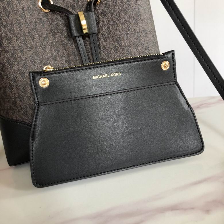 Gallery 036 24X22X16cm DY 5色 7