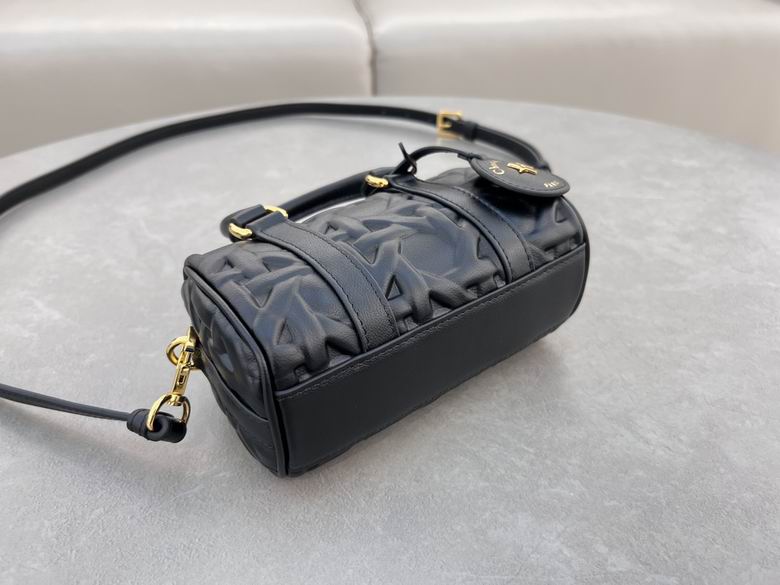 Groove 1363 16X10X8cm YG 3