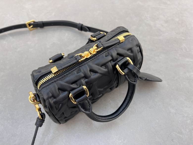 Groove 1363 16X10X8cm YG 5