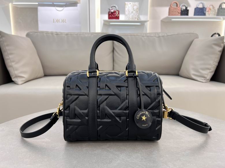 Groove 1365 25X19X16cm YG 0