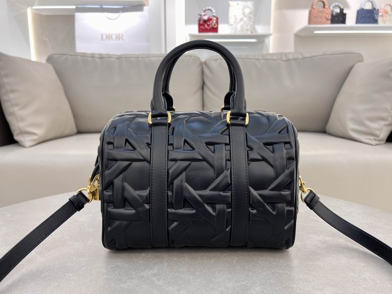 Groove 1365 25X19X16cm YG 1