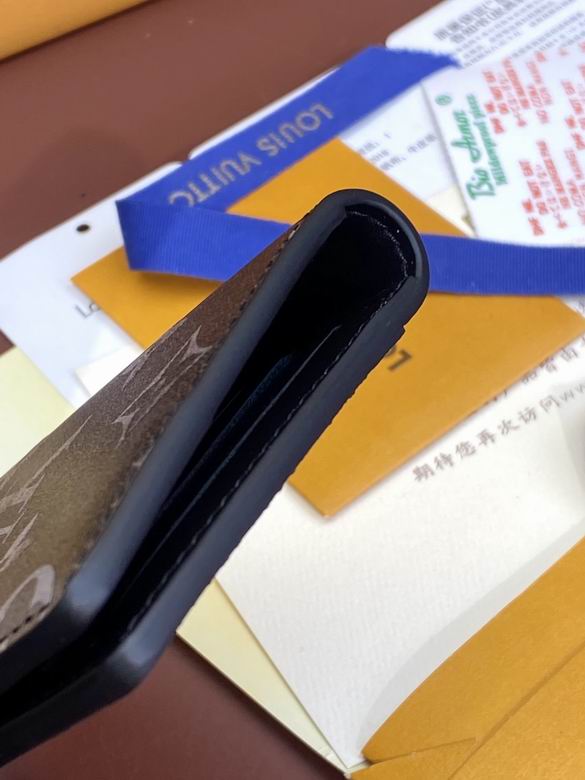 M11635 11.1X7X1cm YG 2