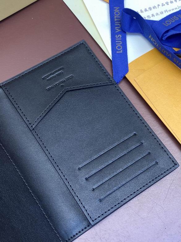 M11702 14X10X2.5cm YG 7