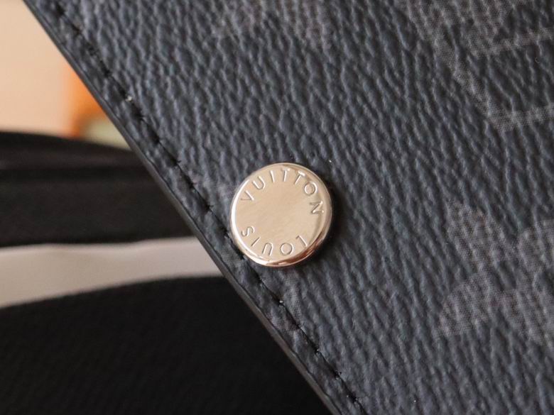 M12598 11.5X9X2.5cm YG 9