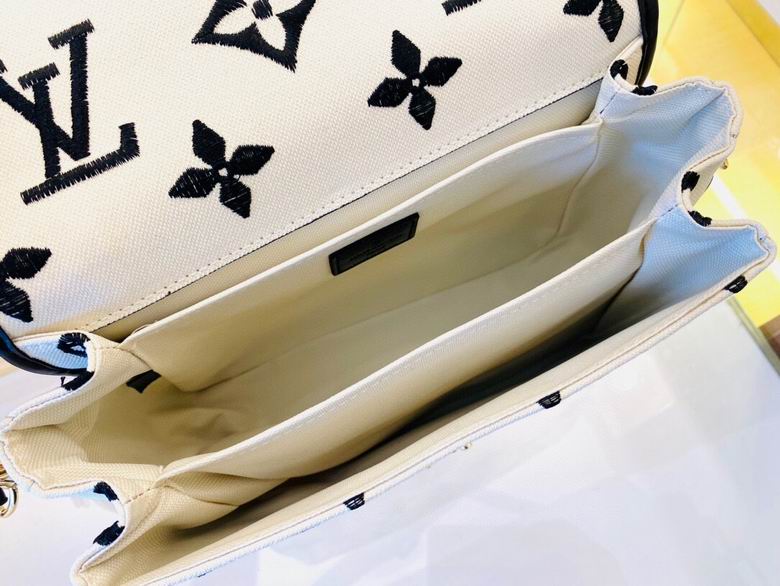 M23082 M40780 25X19X7cm XMY 6