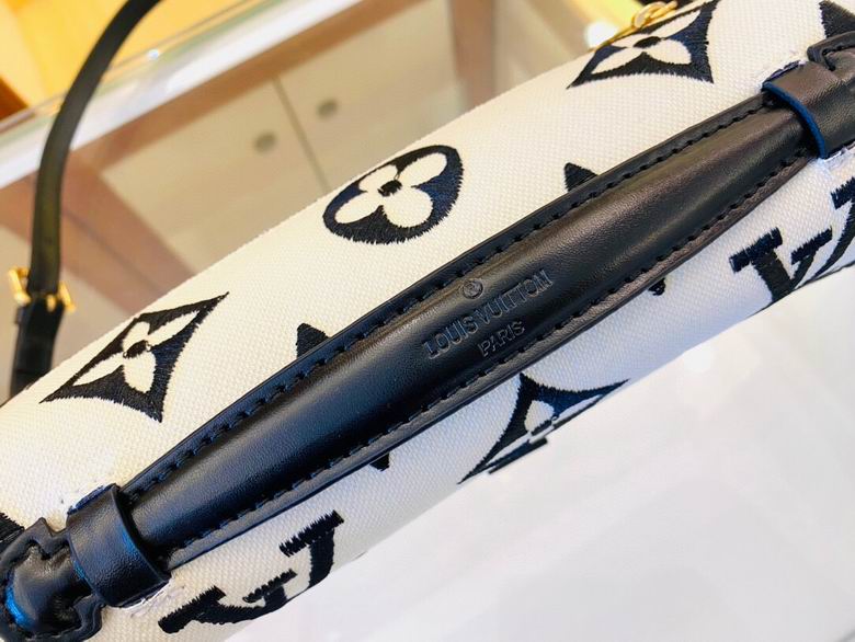 M23082 M40780 25X19X7cm XMY 7