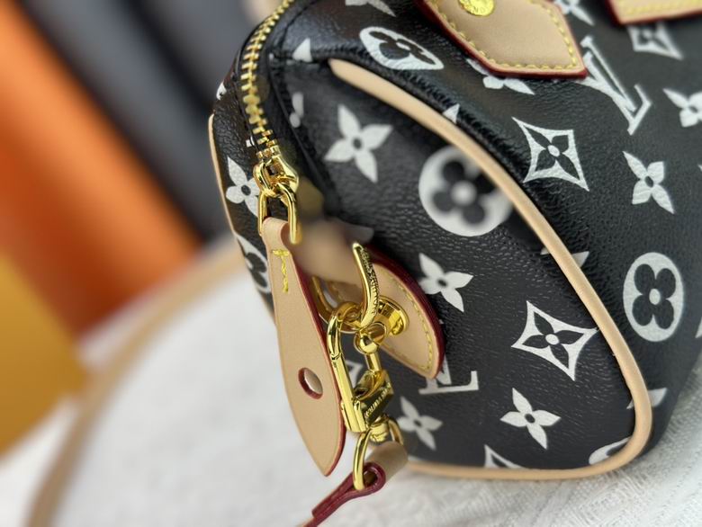 M24419 18X12X10cm XMY 12色 104