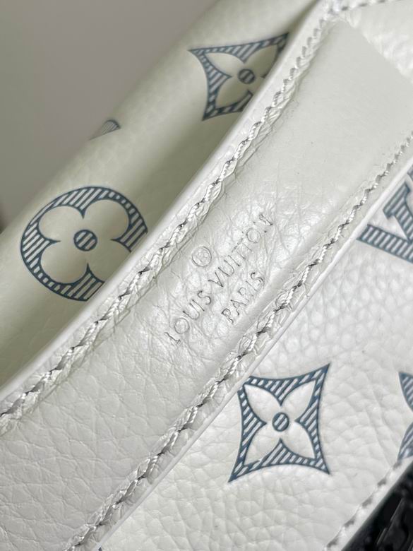 M25227 30X15X8cm YG 5