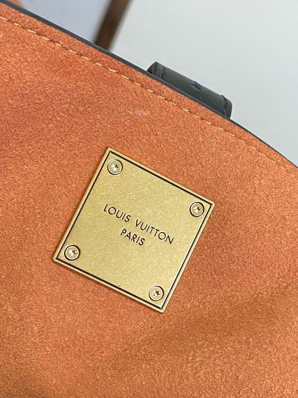 M25341 47X30X14cm YG 6