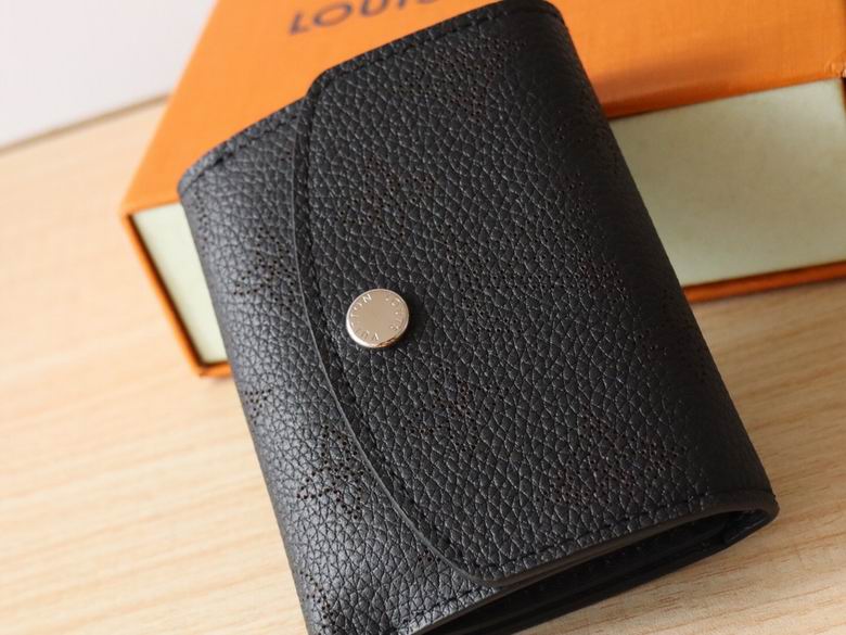 M67498 9.8X7.8X1cm YG 4