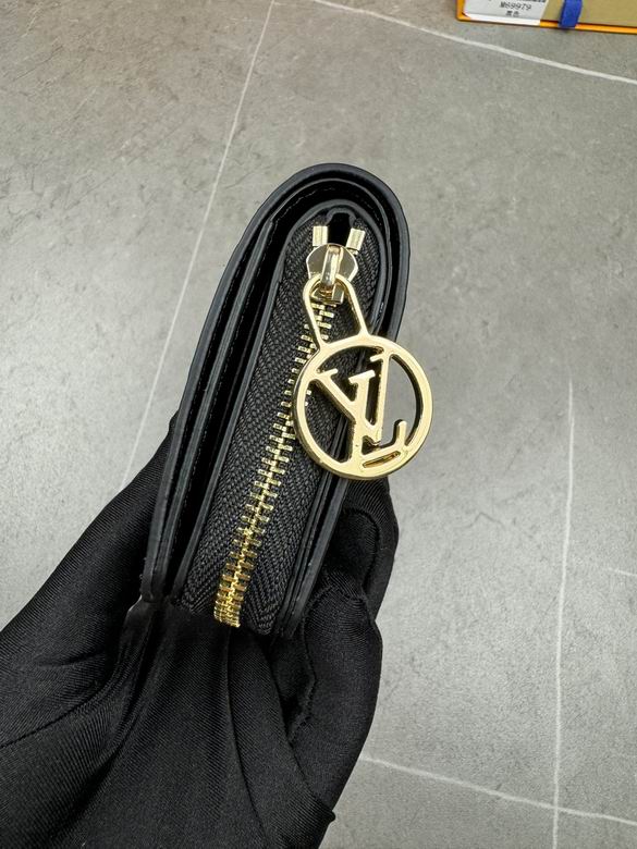 M81599 11X9X3cm ZC 2