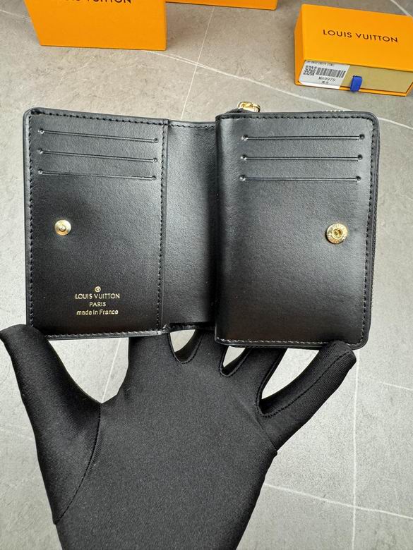 M81599 11X9X3cm ZC 4