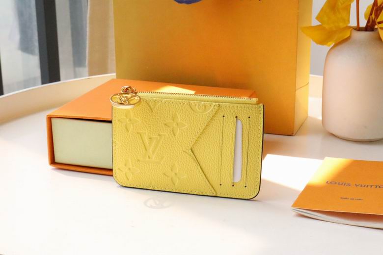 M81882 12X8X0.8cm YG 10色 17