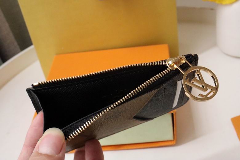 M81882 12X8X0.8cm YG 10色 49